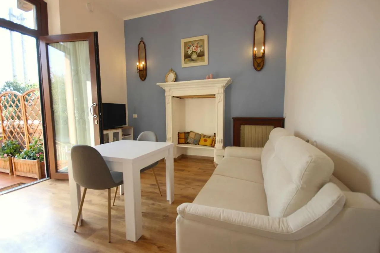 Case Vr Holiday La Maison Du Coq Верона